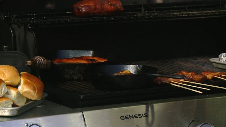 Chef Aldo shares bacon recipes for tailgating season — KARE 11 Local, Denton Dining news