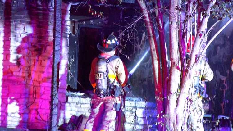 One person dies, another person and a dog rescued from Blakeley Drive house fire — KENS 5 (San Antonio), Denton Health news
